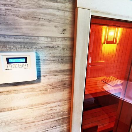 קייב Sauna, Big Jacuzzi , Khreshchatyk Apartments מראה חיצוני תמונה